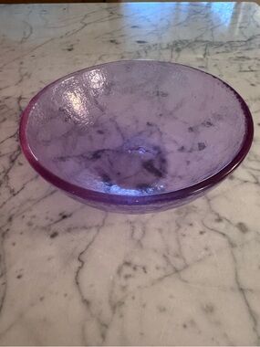 Fire and light lavender bowl, 6 inches, EUC